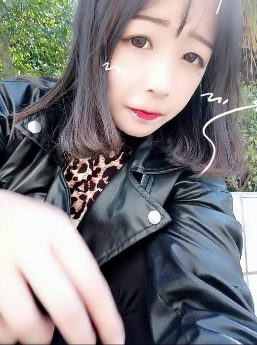 胡森森 姜向文 李美娇 颜亦菲 周成宇 高弋洋 李湘 曹乐欣 丁嘉敏