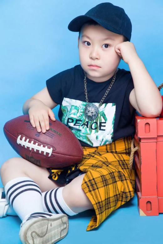 桐桐 李政东 李多 盛涵 马硕 腾振月 李松泽 航航 孙明宇 王昊霖 刘俊
